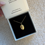Oval Star Necklace Gold