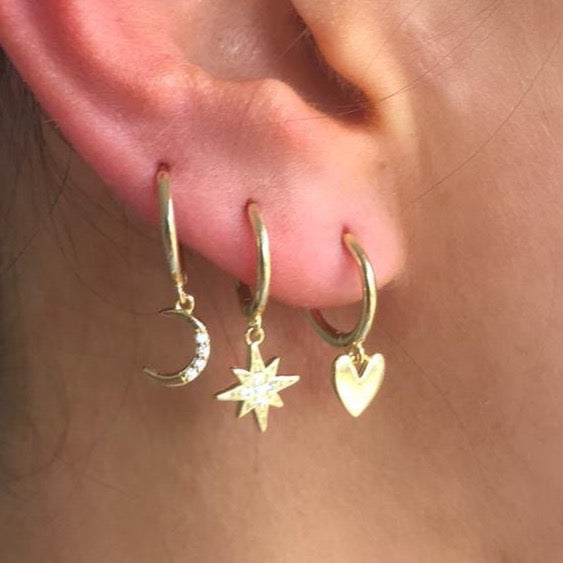 Moon and Star Rhinestone Ear Huggie. Available in Gold and Silver. Material: 925 Sterling Silver, 14K Gold Plated. ZoandCo Jewellery Ireland